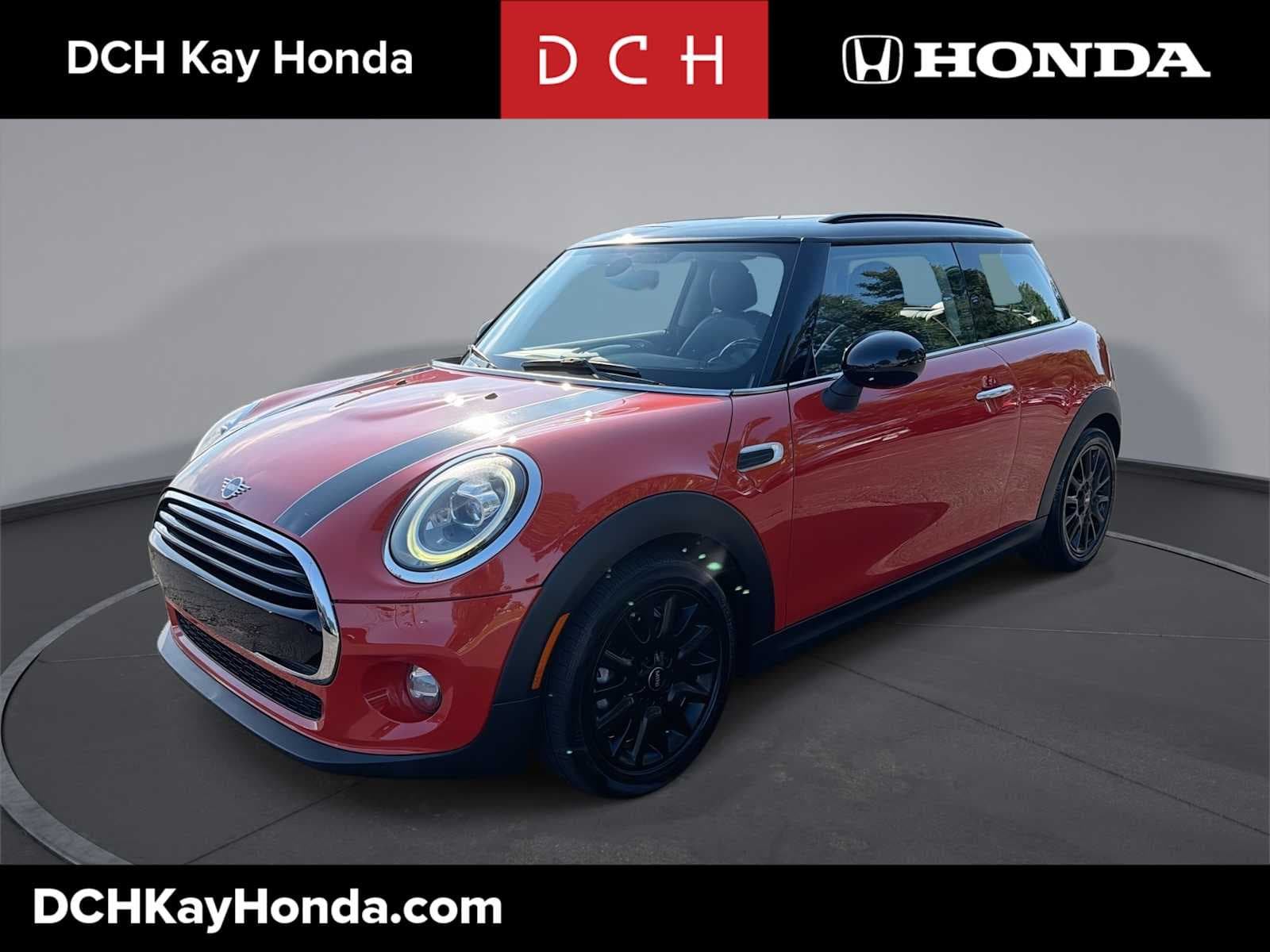 2019 Mini Hardtop 2 Door Cooper — photo 1 of 32
