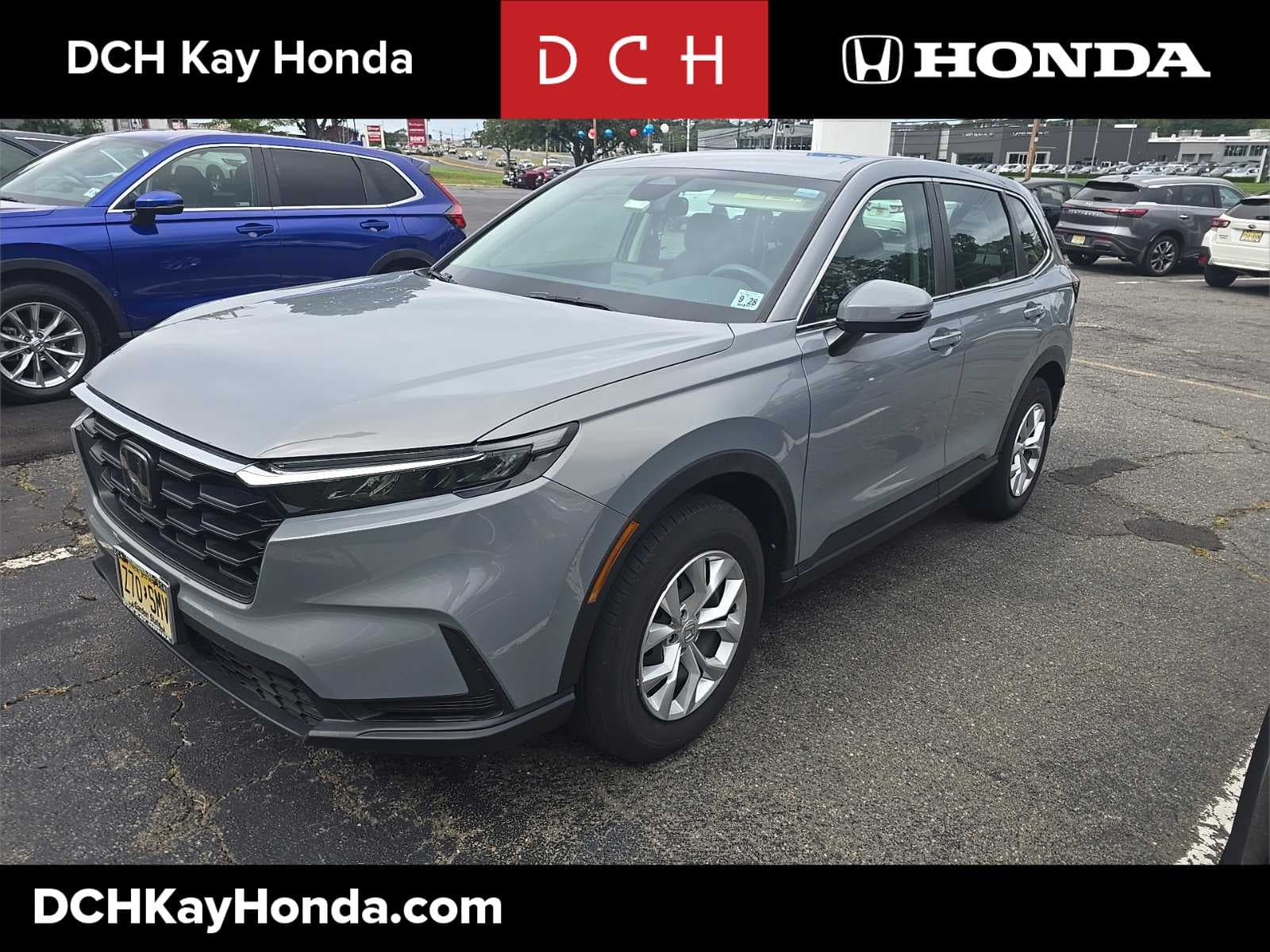 2024 Honda CR-V LX — photo 1 of 31