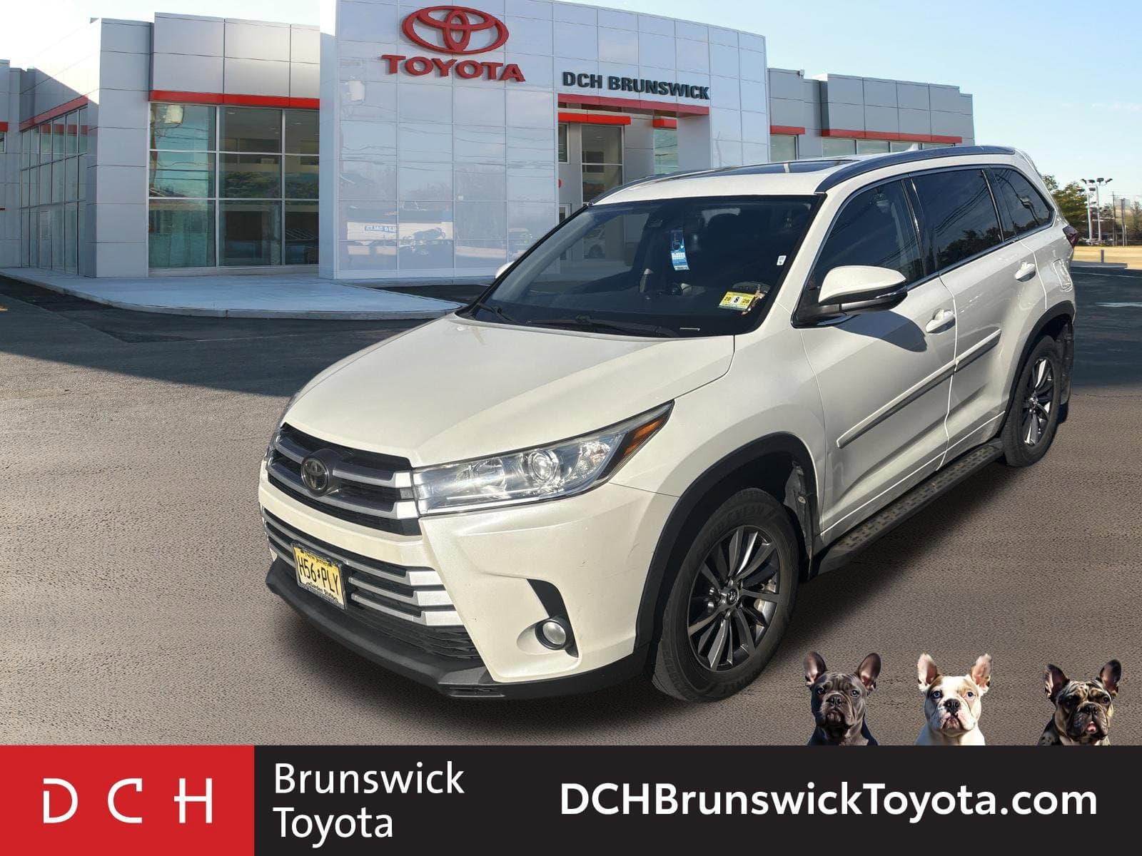 2017 Toyota Highlander XLE — photo 1 of 24