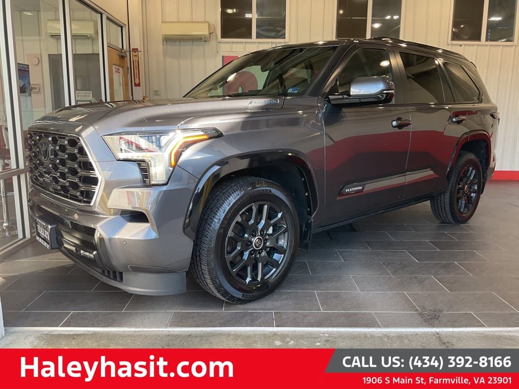 2024 Toyota Sequoia Platinum — photo 1 of 39