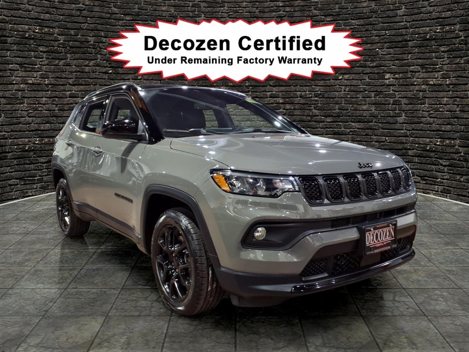 2023 Jeep Compass Altitude — photo 1 of 25