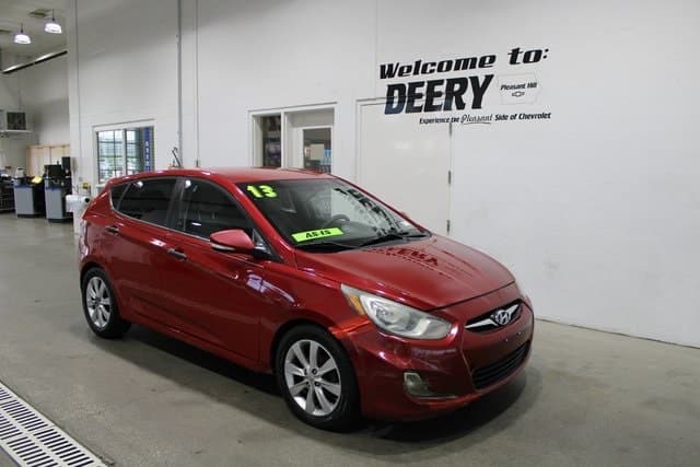 Foto de 2013 Hyundai Accent SE