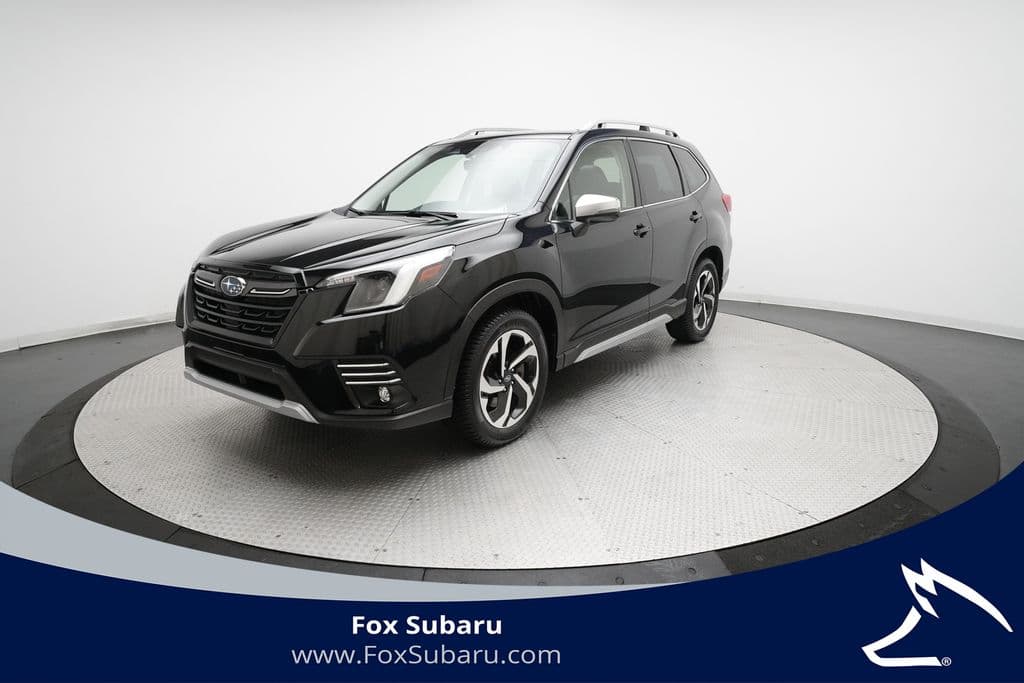 2024 Subaru Forester Touring — photo 1 of 38