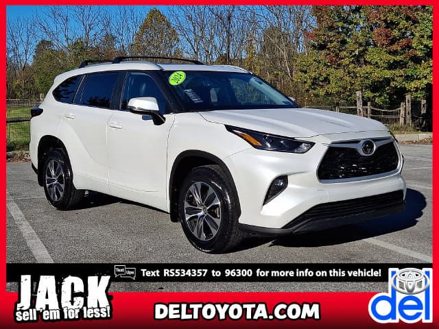 2024 Toyota Highlander XLE — photo 1 of 32