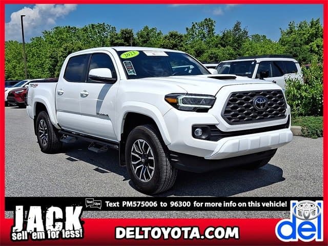 Foto de 2023 Toyota Tacoma 4WD TRD Sport