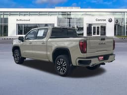 Extra Photo