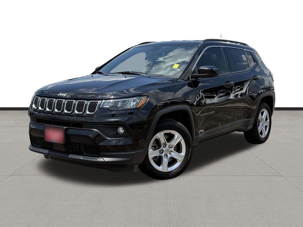 2023 Jeep Compass Latitude — photo 1 of 28