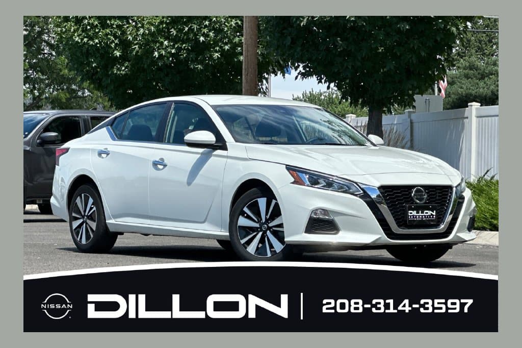 2022 Nissan Altima 2.5 SV — photo 1 of 33