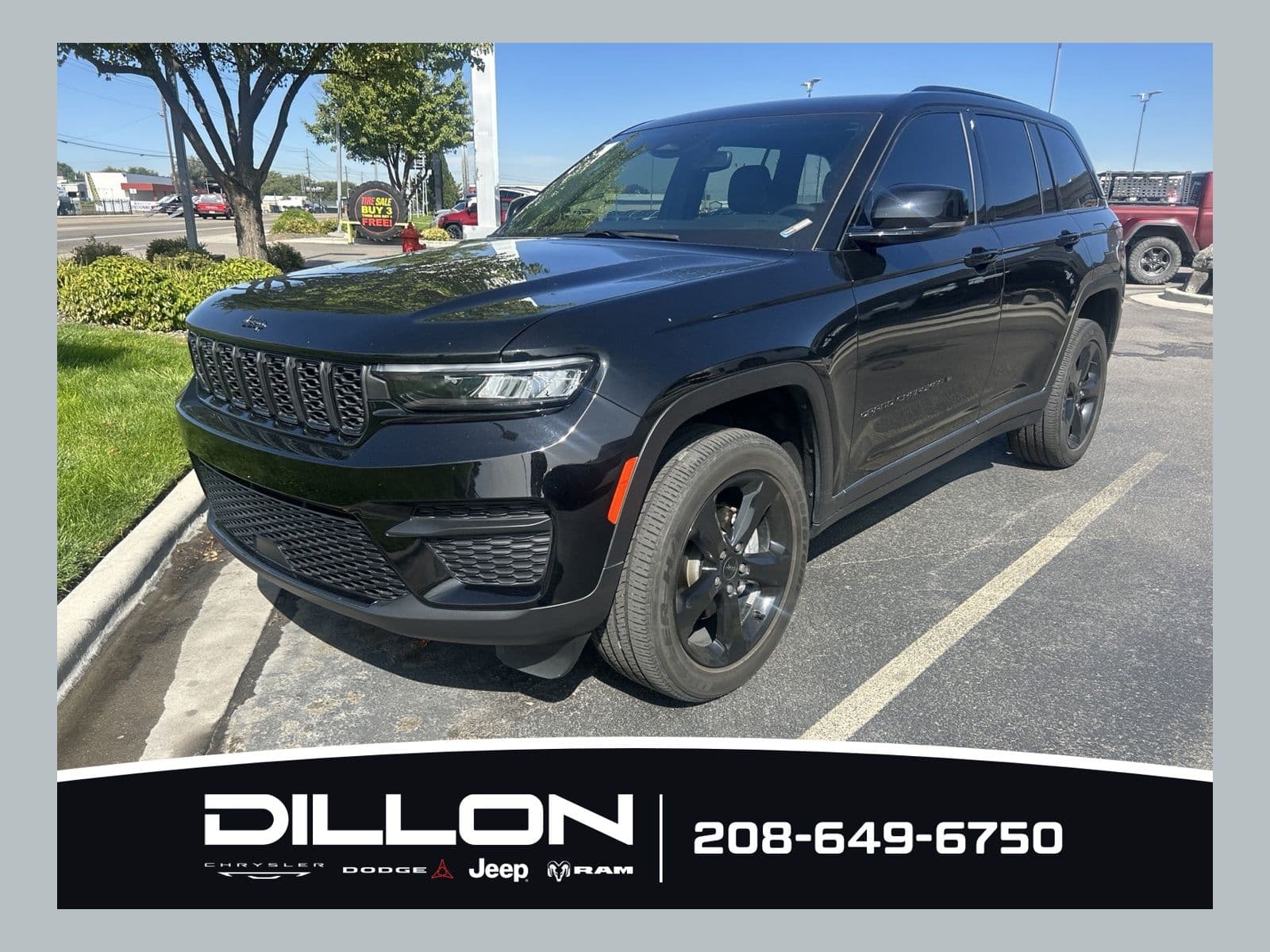 2023 Jeep Grand Cherokee Altitude X — photo 1 of 12