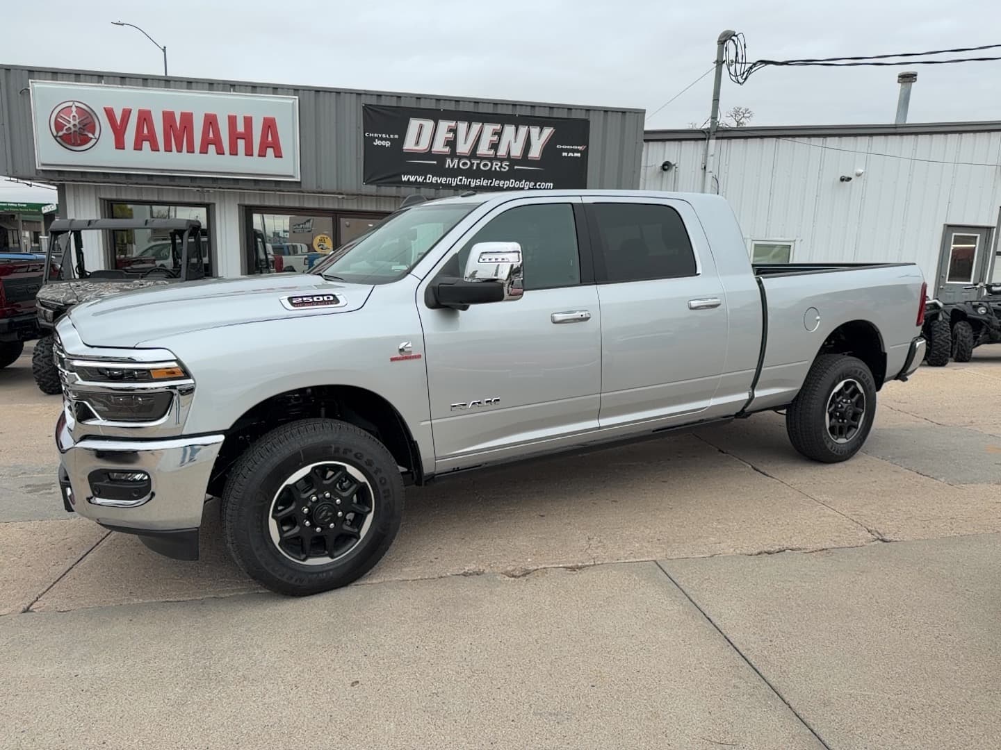 2026 RAM 2500 Laramie — photo 1 of 23