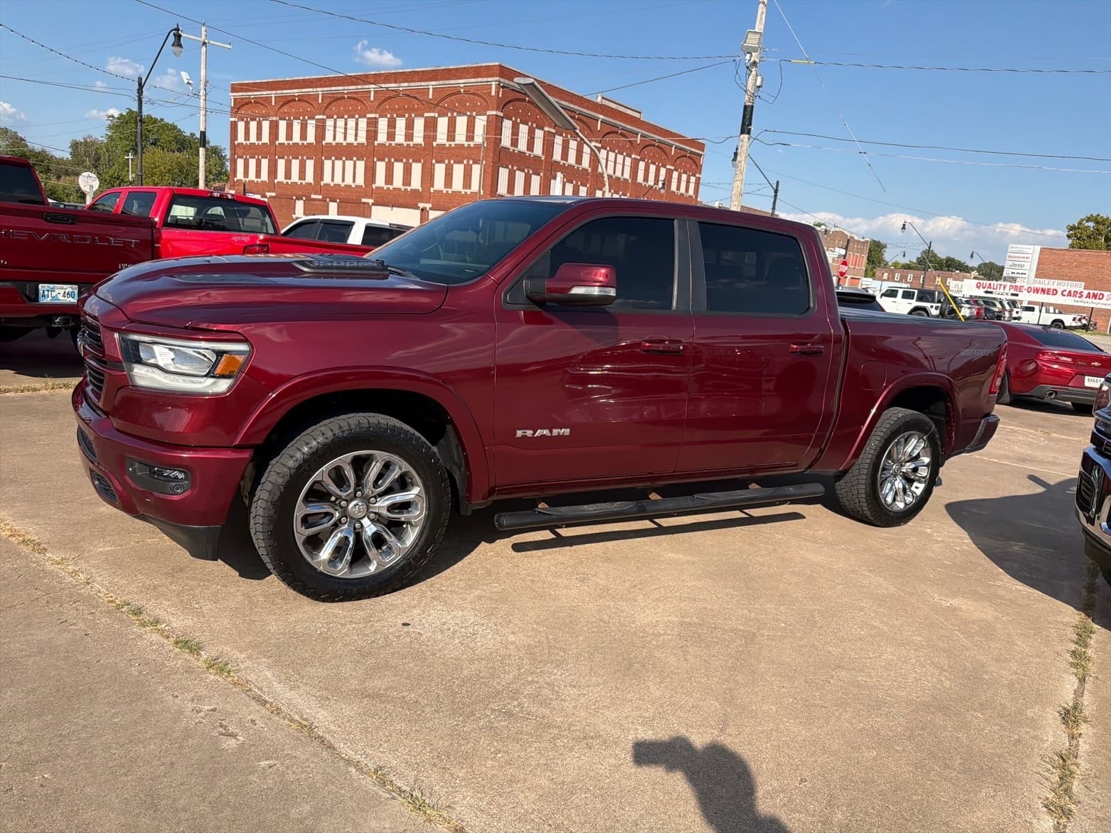 2020 RAM 1500 Laramie — photo 1 of 13