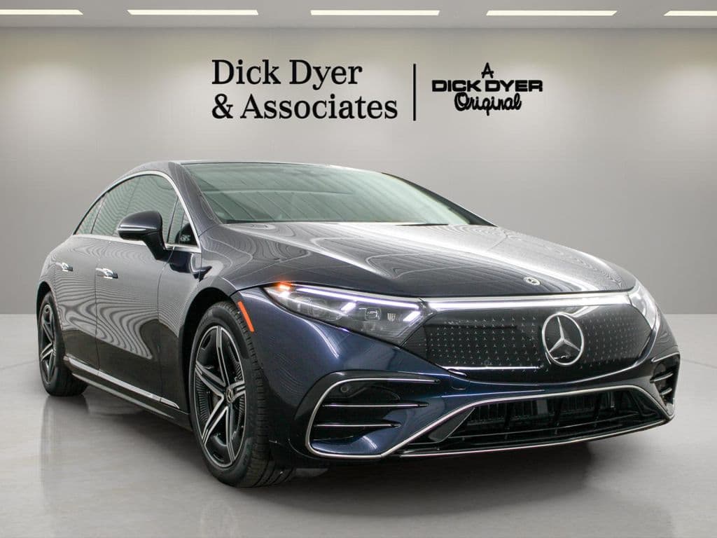 2023 Mercedes-Benz EQS Base — photo 1 of 41