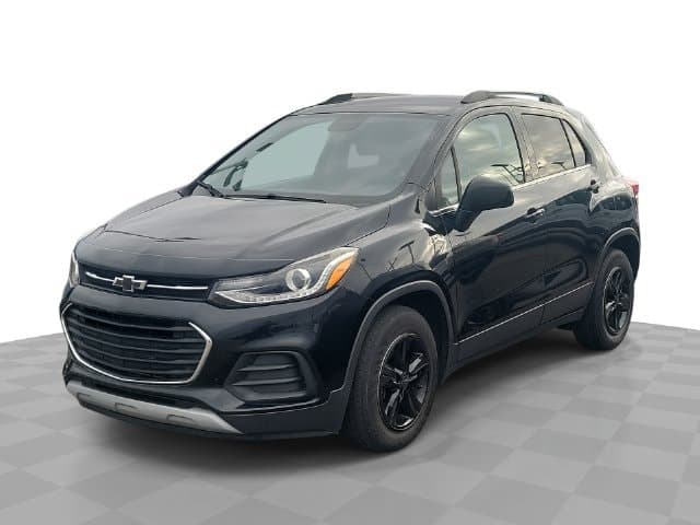 2017 Chevrolet Trax LT — photo 1 of 12