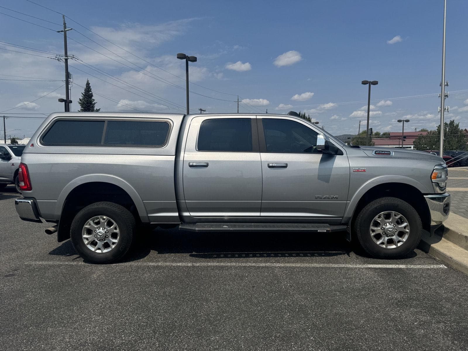 2019 RAM 2500 Laramie — photo 1 of 9