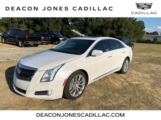 2017 Cadillac XTS Luxury — photo 1 of 23