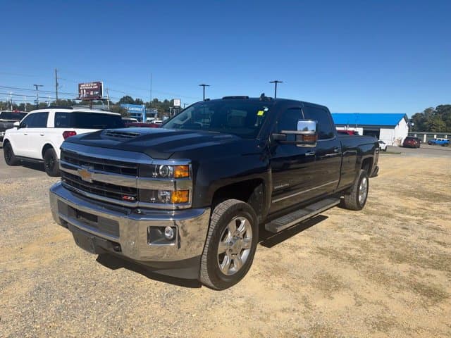2019 Chevrolet Silverado 2500HD LTZ — photo 1 of 22