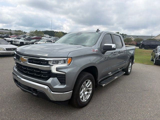 2023 Chevrolet Silverado 1500 LT — photo 1 of 22