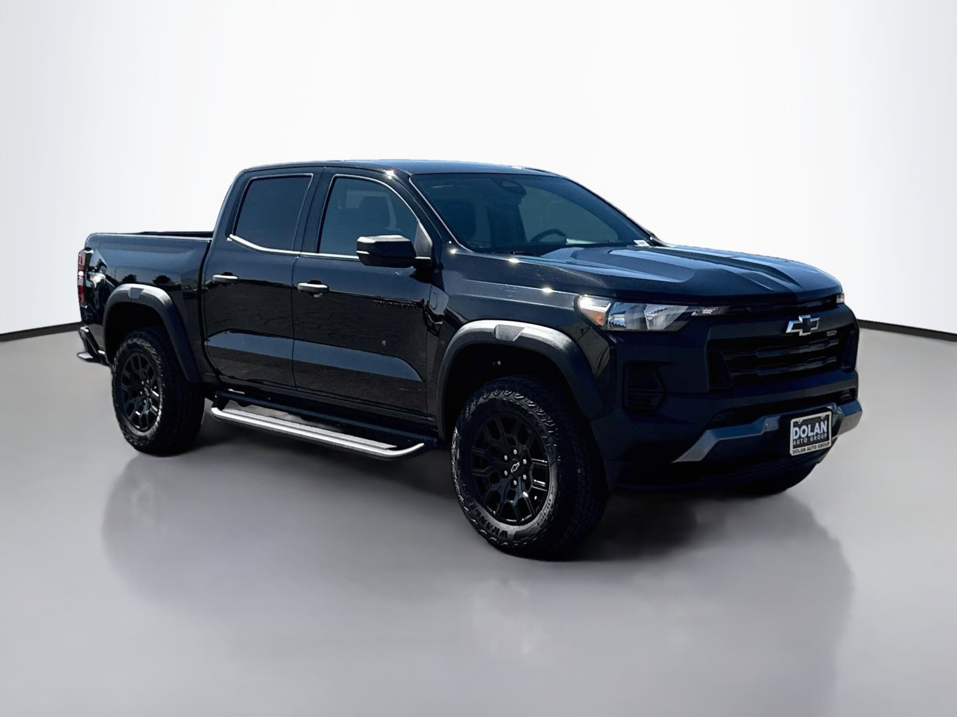 2024 Chevrolet Colorado 4WD Trail Boss — photo 1 of 34