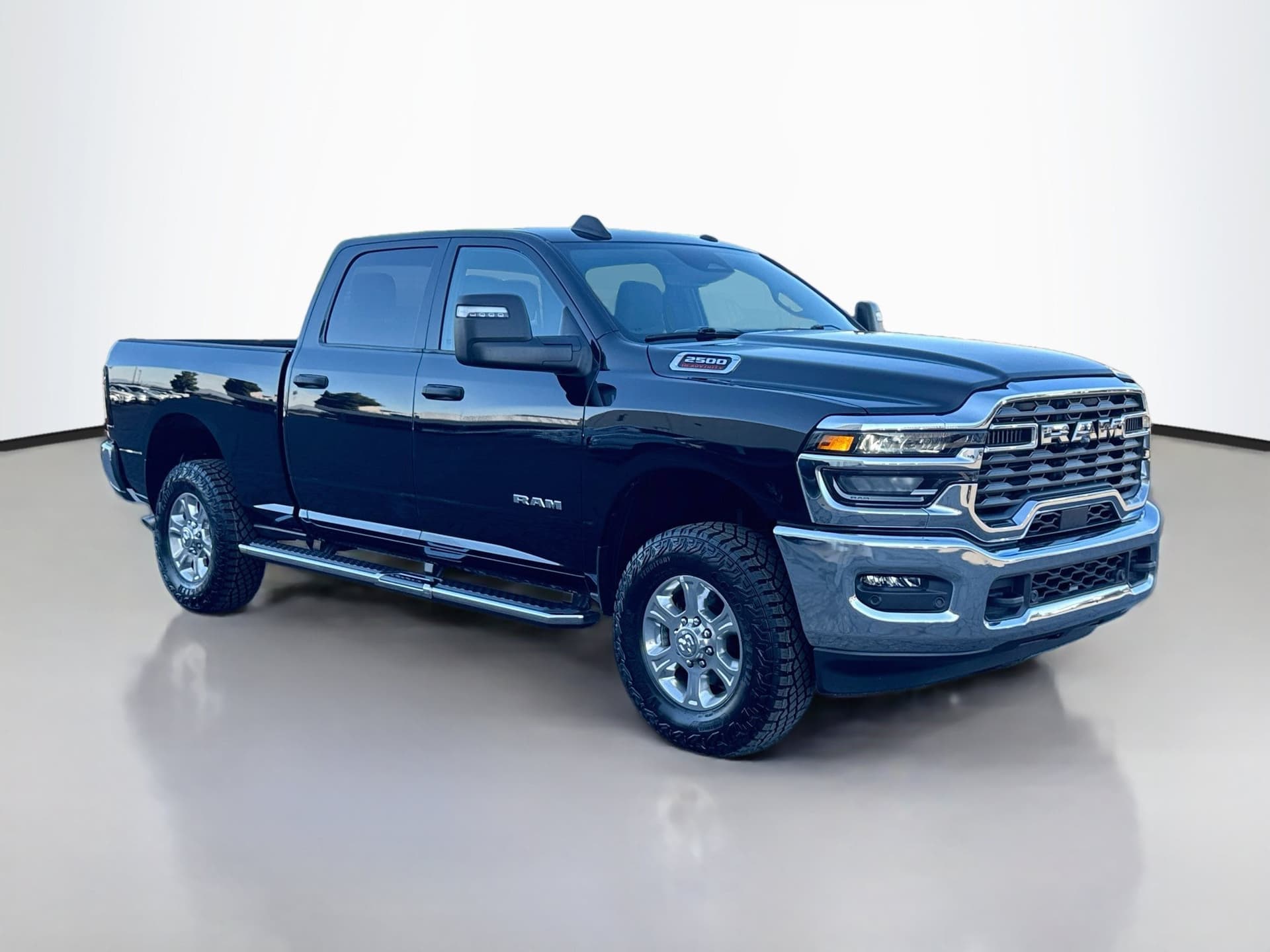2025 RAM 2500 Big Horn — photo 1 of 38
