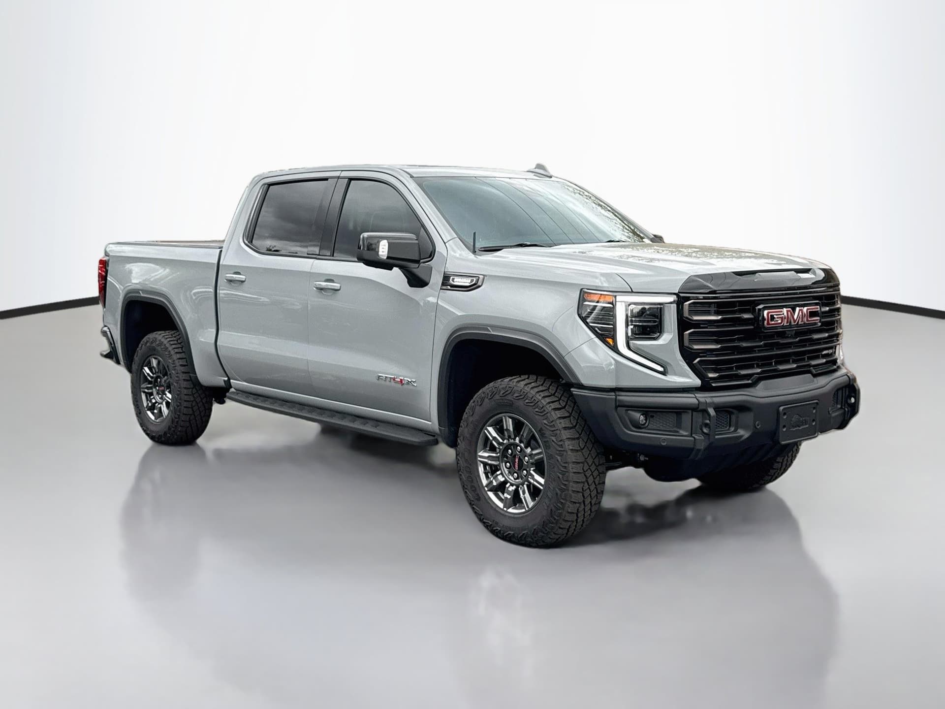 2025 GMC Sierra 1500 AT4X — photo 1 of 39