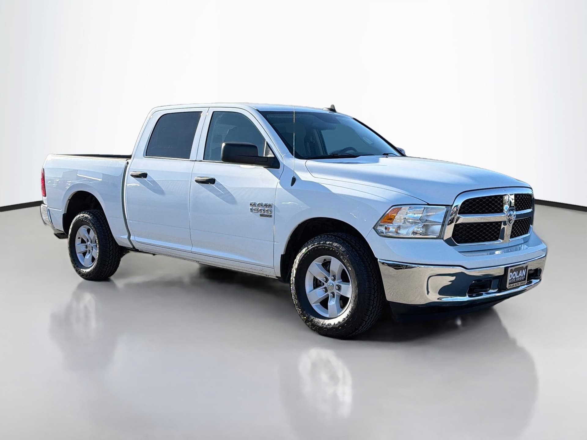2022 RAM 1500 Classic Base — photo 1 of 34