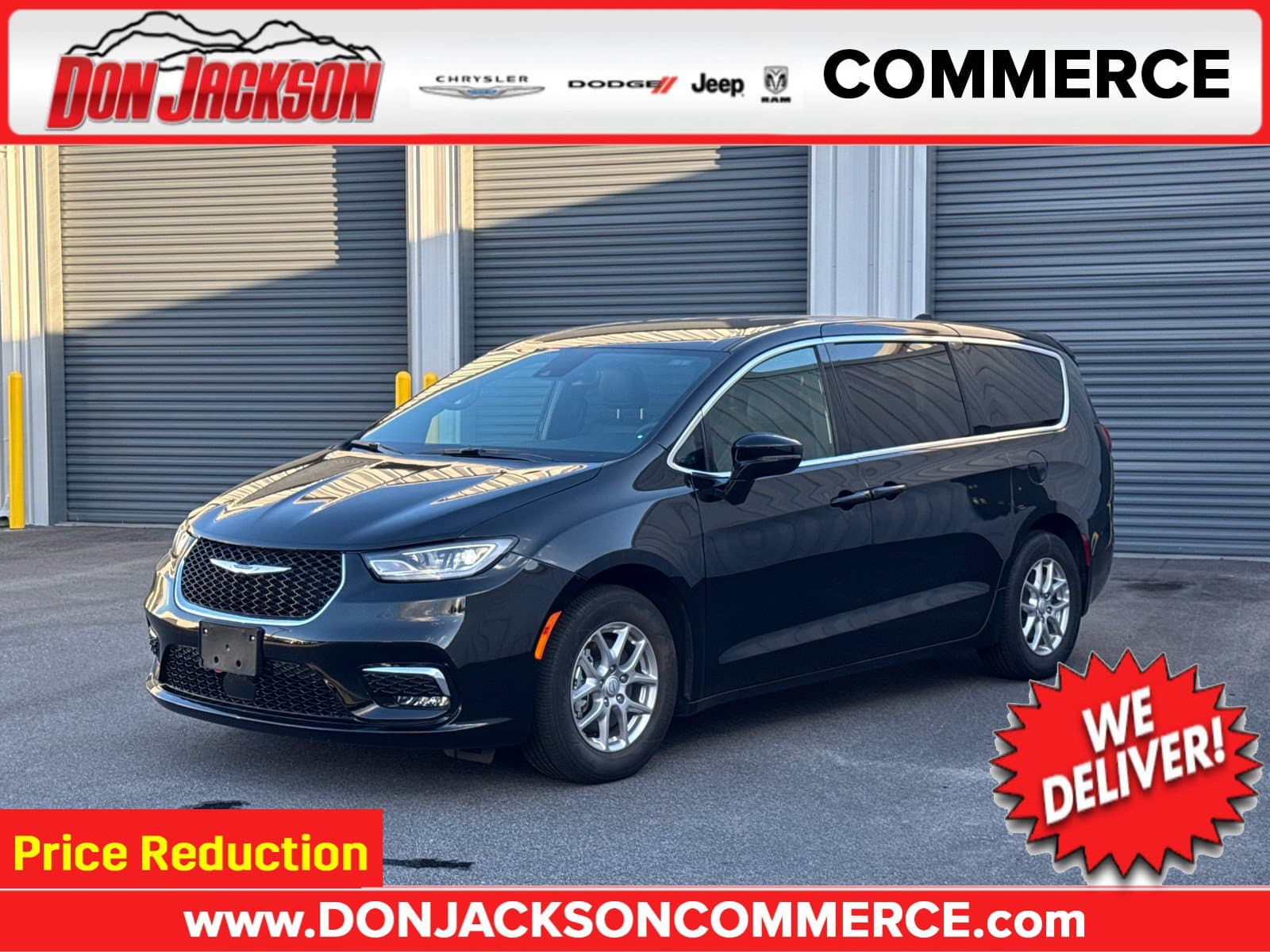 2026 Chrysler Pacifica Select — photo 1 of 35