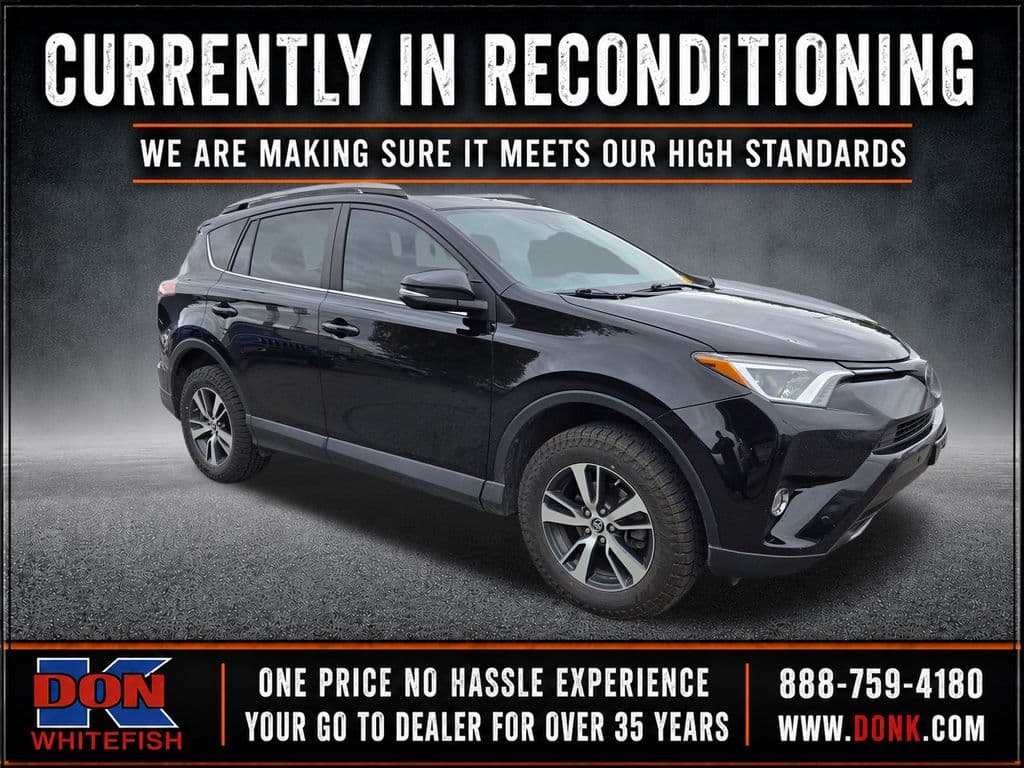 2017 Toyota RAV4 XLE — photo 1 of 5