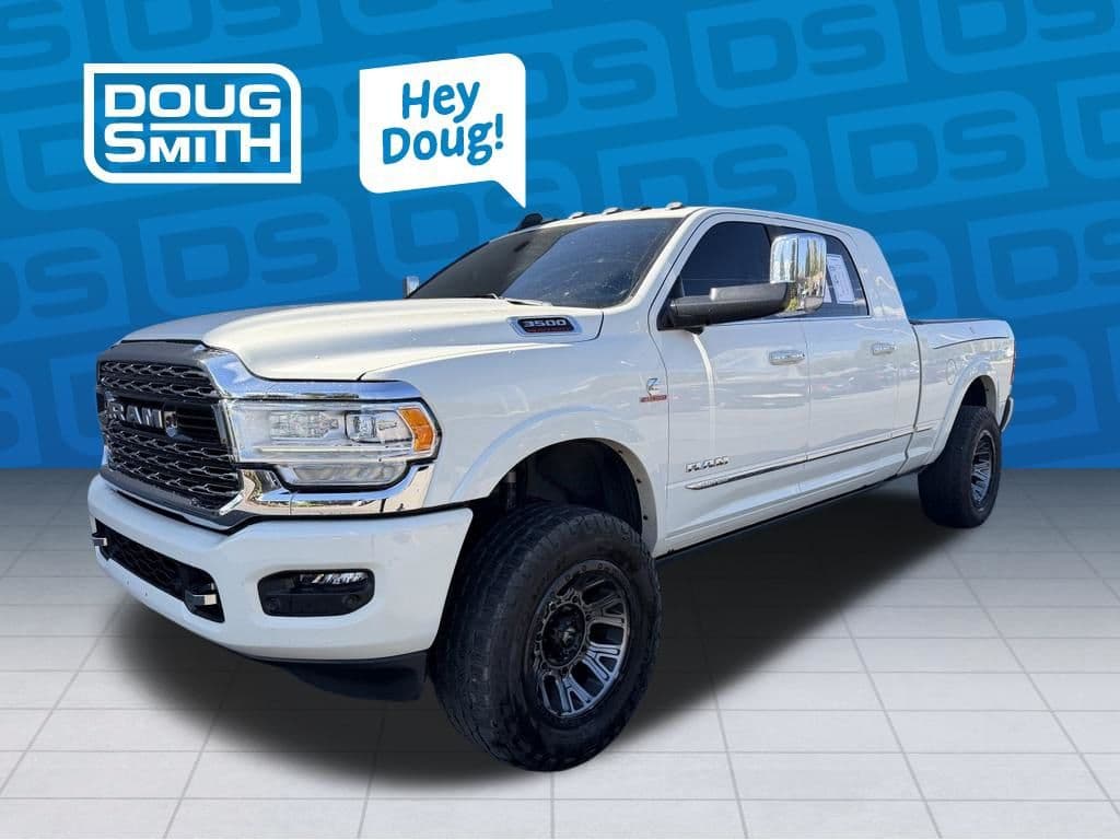 2022 RAM 3500 Limited — photo 1 of 7
