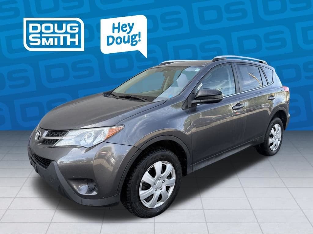 2013 Toyota RAV4 LE — photo 1 of 8