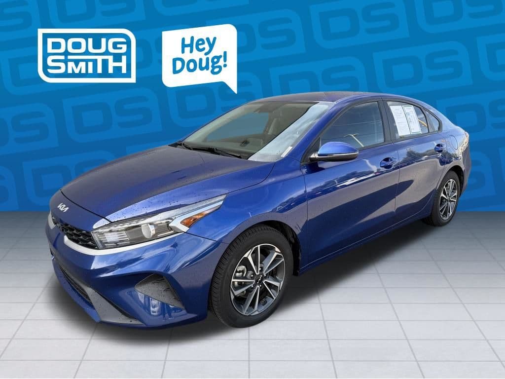 2023 Kia Forte LXS — photo 1 of 23