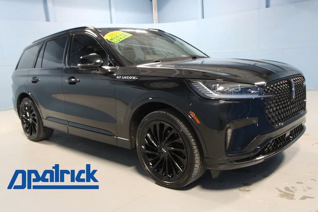 2025 Lincoln Aviator Reserve — photo 1 of 49