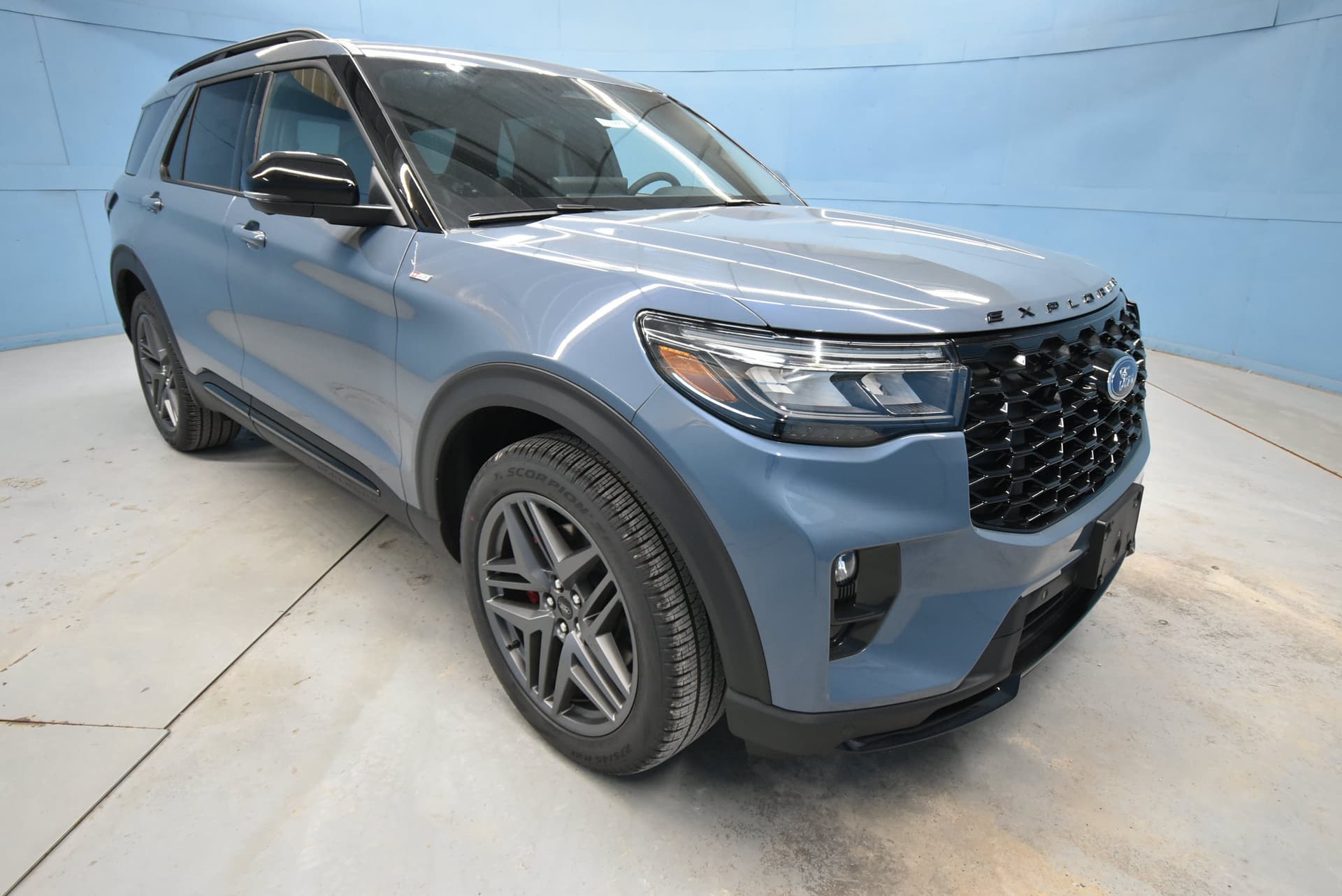 2026 Ford Explorer ST-Line — photo 1 of 46