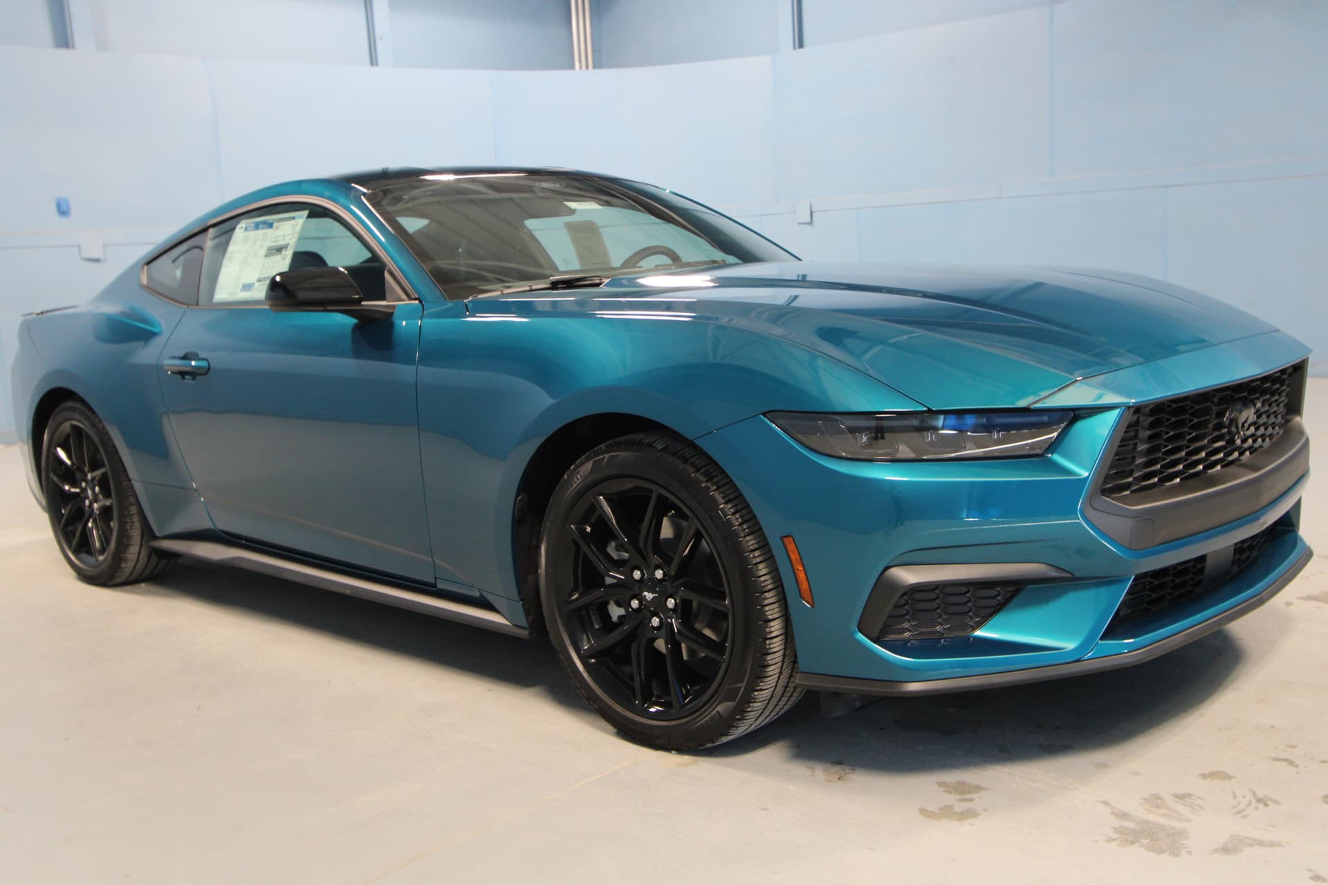 2026 Ford Mustang EcoBoost — photo 1 of 37