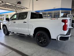 Extra Photo