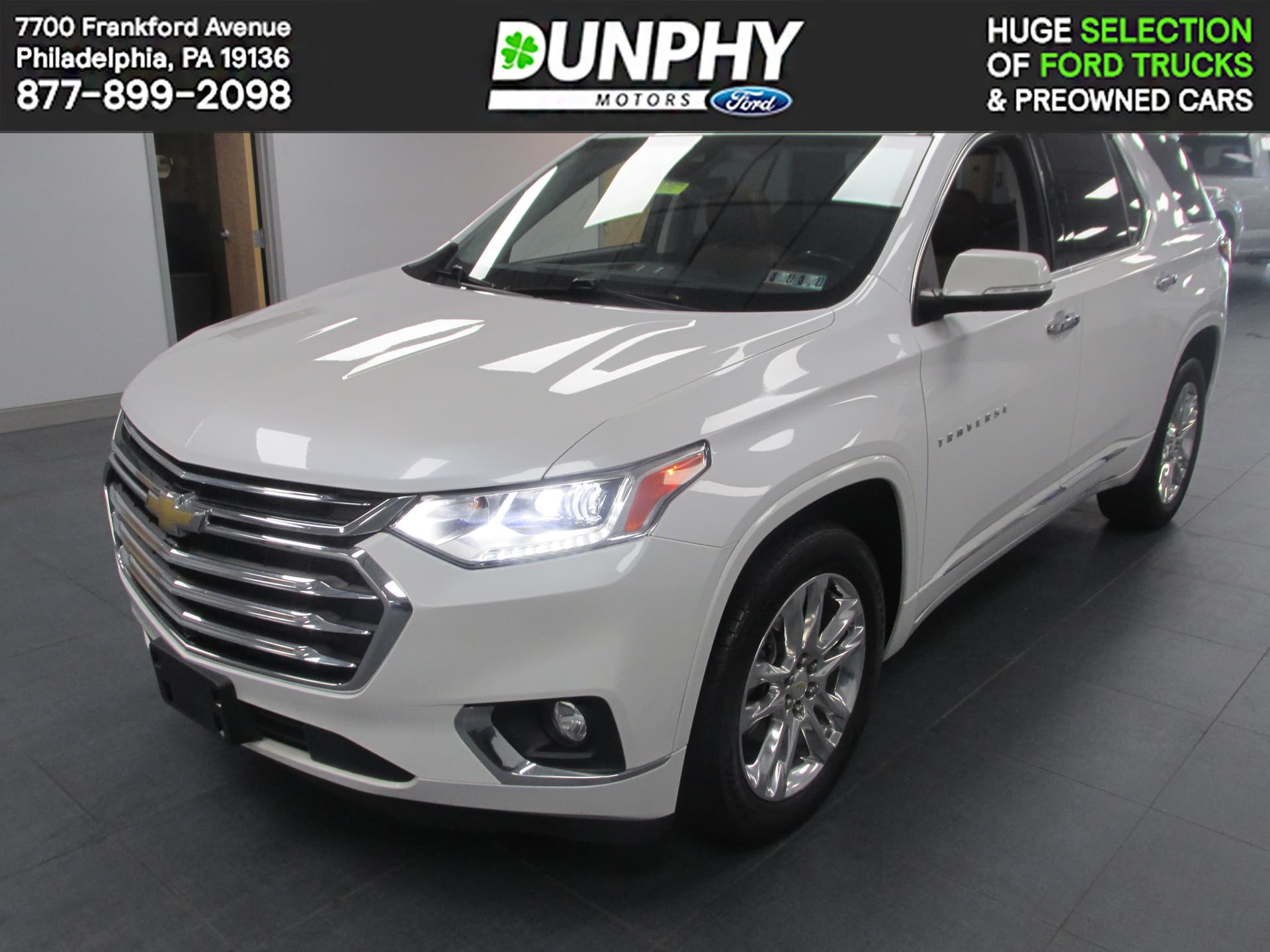 2021 Chevrolet Traverse High Country — photo 1 of 50