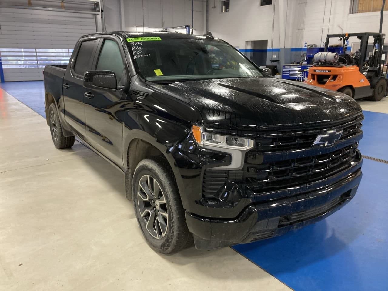 2023 Chevrolet Silverado 1500 RST — photo 1 of 15