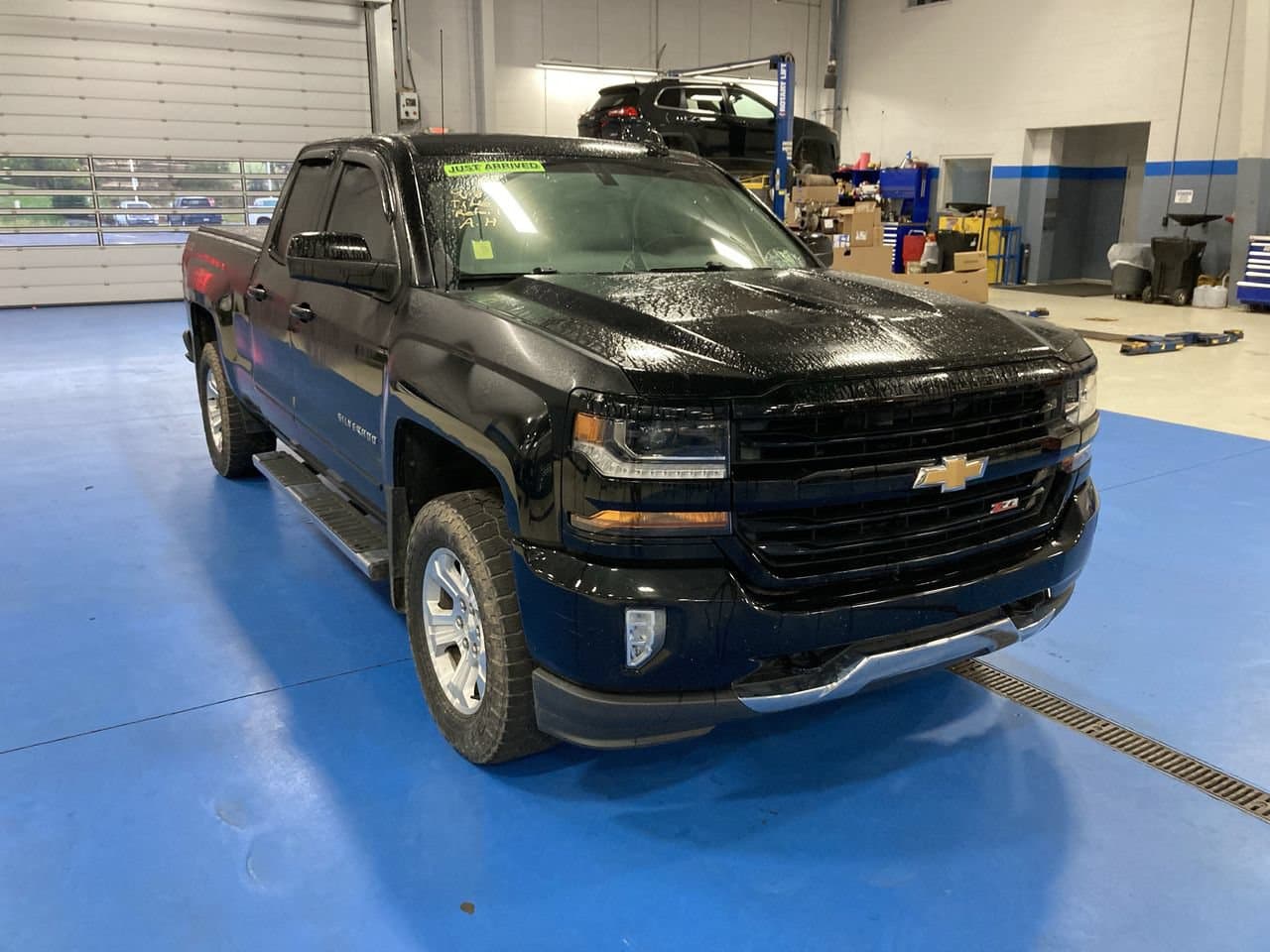 2018 Chevrolet Silverado 1500 Base — photo 1 of 14
