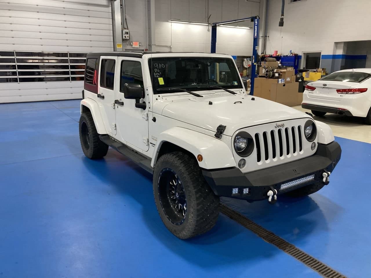 2015 Jeep Wrangler Unlimited Sahara — photo 1 of 13