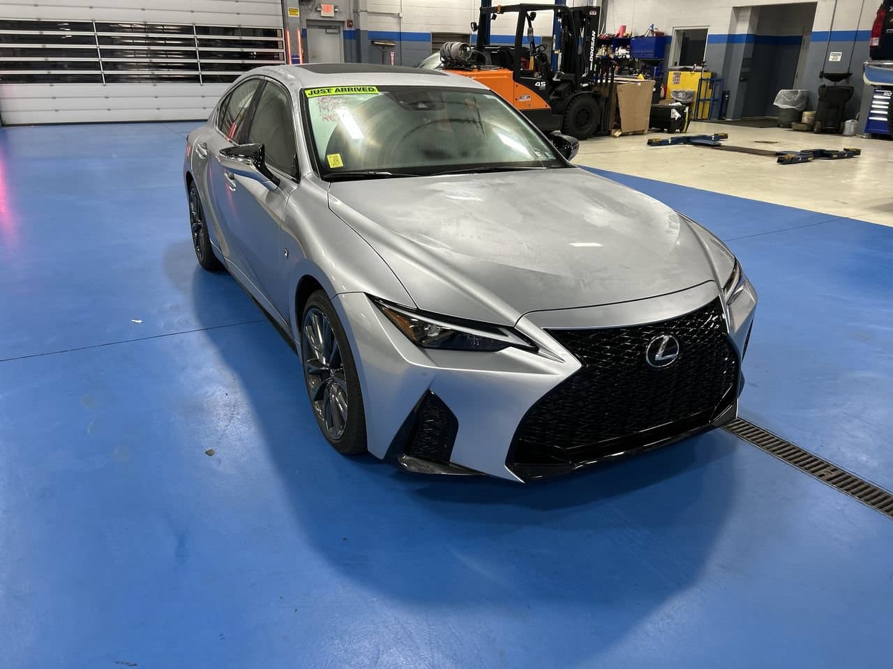 2022 Lexus IS IS 350 F SPORT — photo 1 of 29