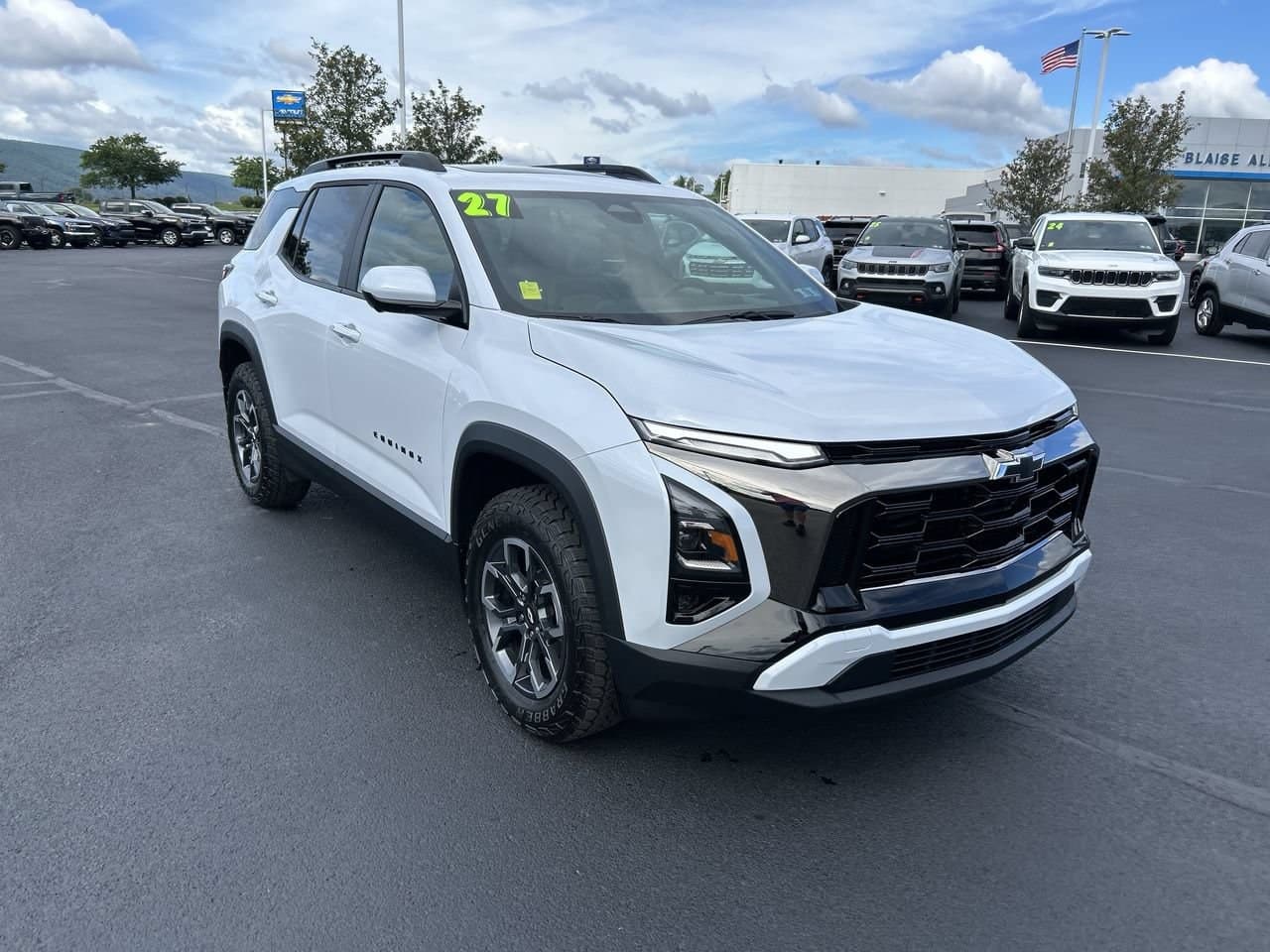 2027 Chevrolet Equinox AWD ACTIV — photo 1 of 31