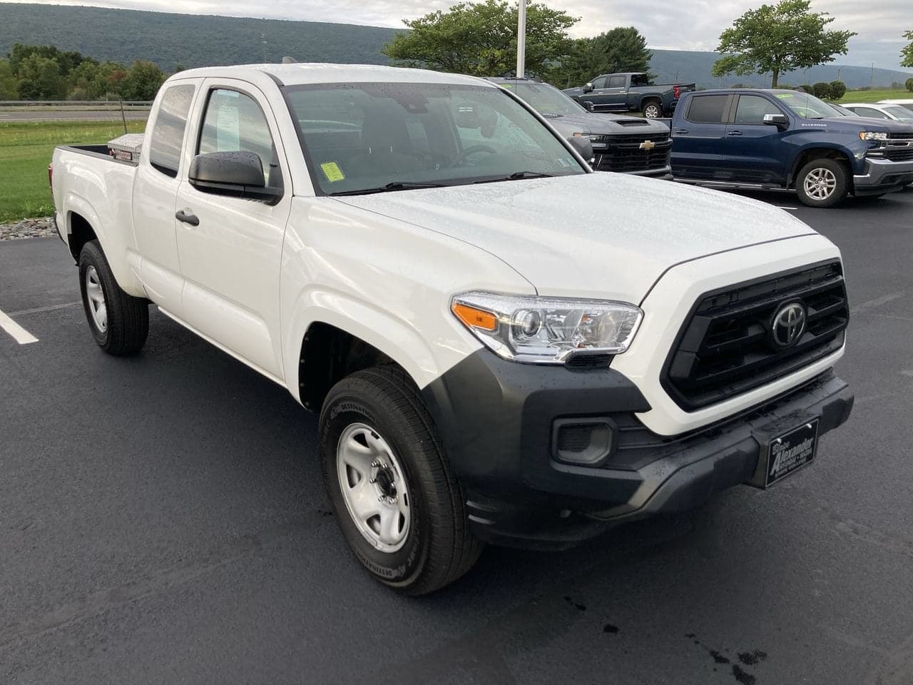 2020 Toyota Tacoma 4WD SR — photo 1 of 11