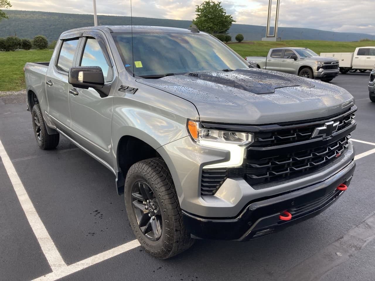 2024 Chevrolet Silverado 1500 LT Trail Boss — photo 1 of 14