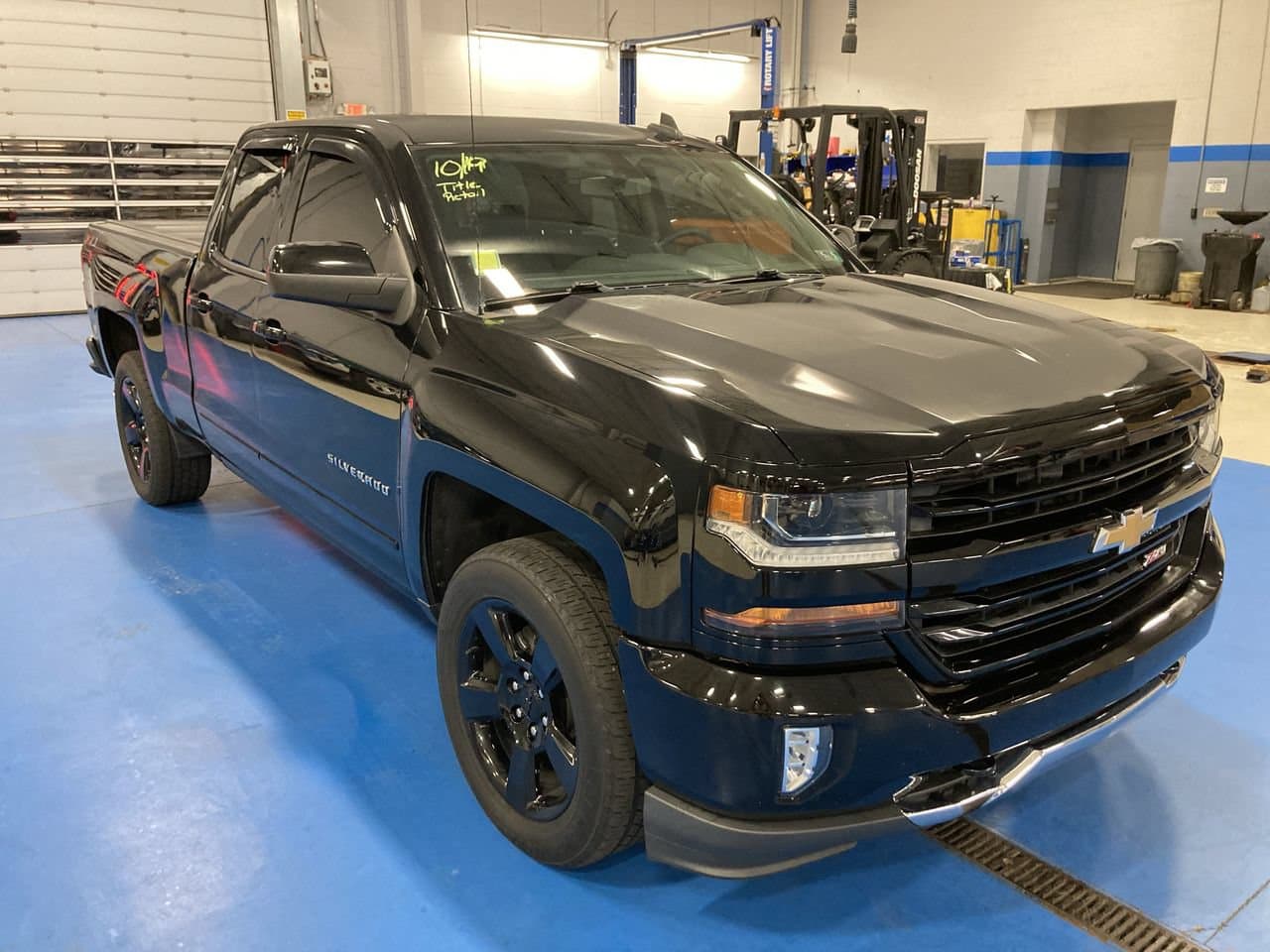 2018 Chevrolet Silverado 1500 Base — photo 1 of 14