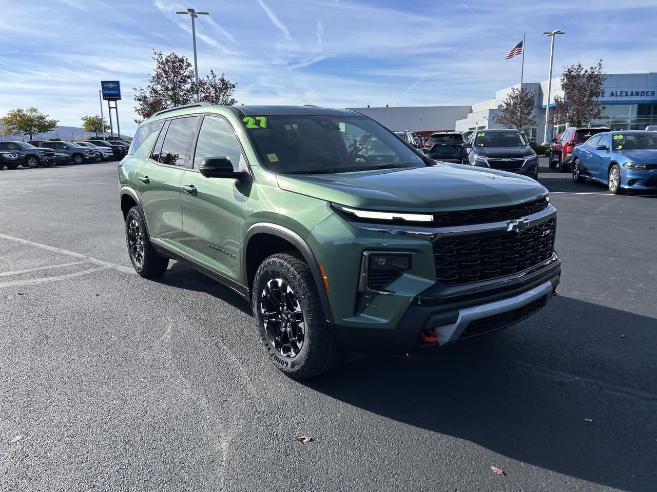 2027 Chevrolet Traverse AWD Z71 — photo 1 of 31