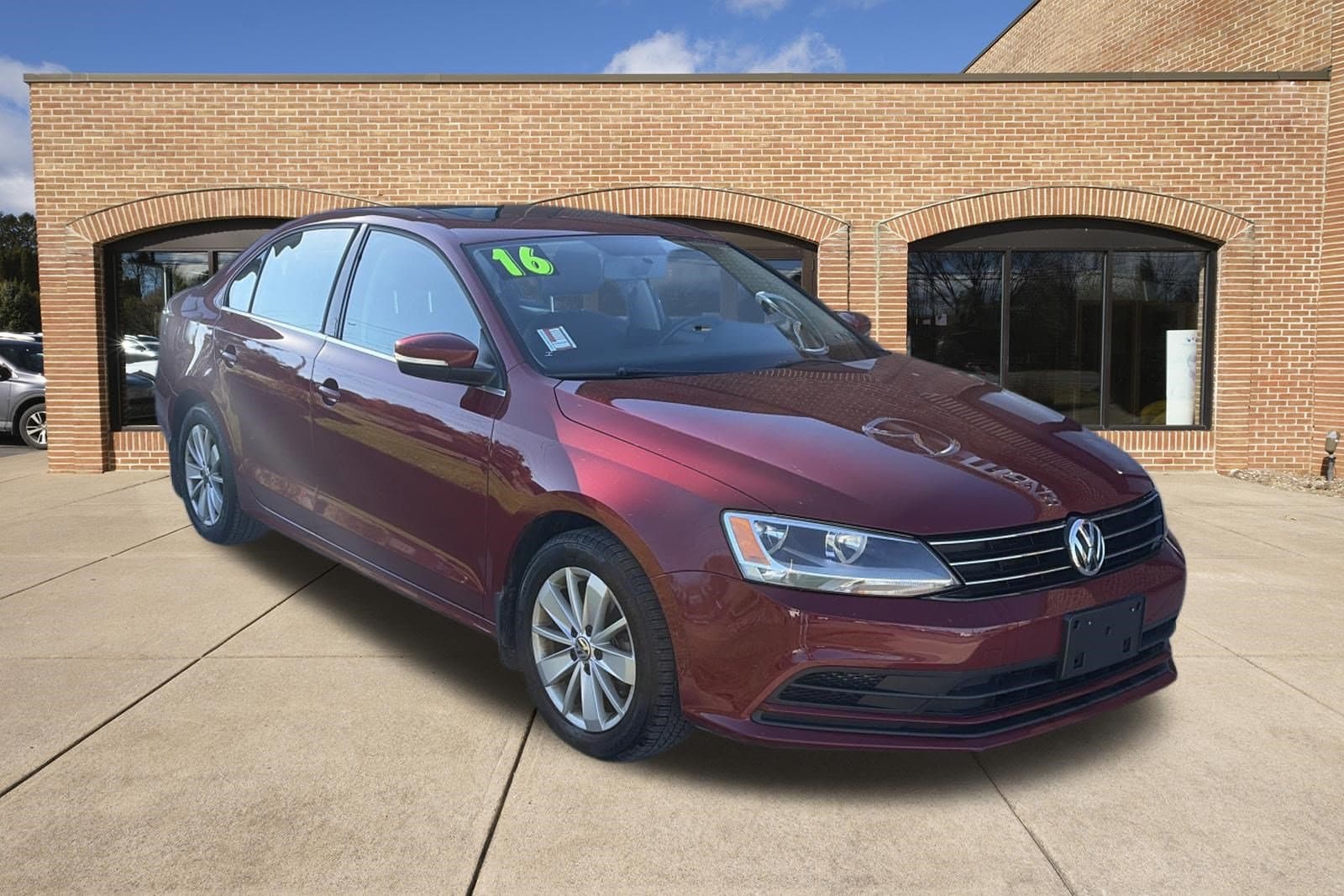 2016 Volkswagen Jetta Sedan 1.4T SE w/Connectivity — photo 1 of 16