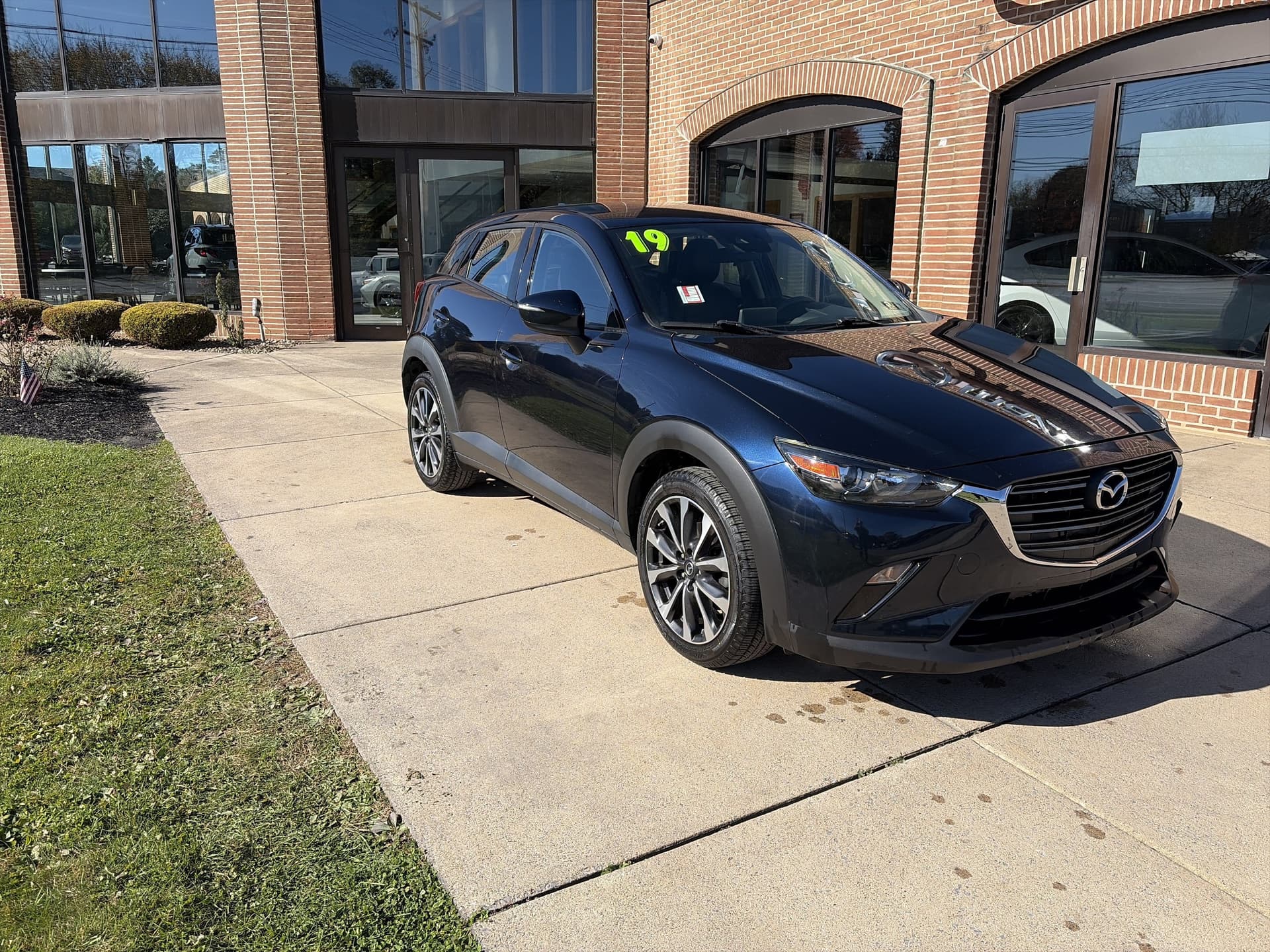 2019 Mazda CX-3 Touring — photo 1 of 16