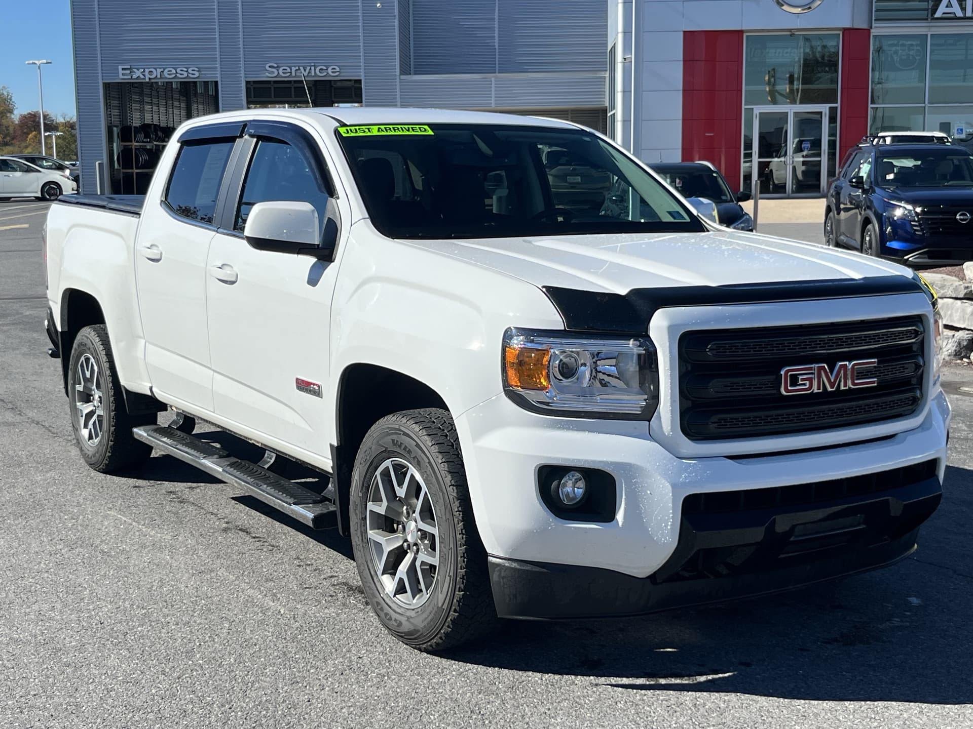 2019 GMC Canyon Base — photo 1 of 36