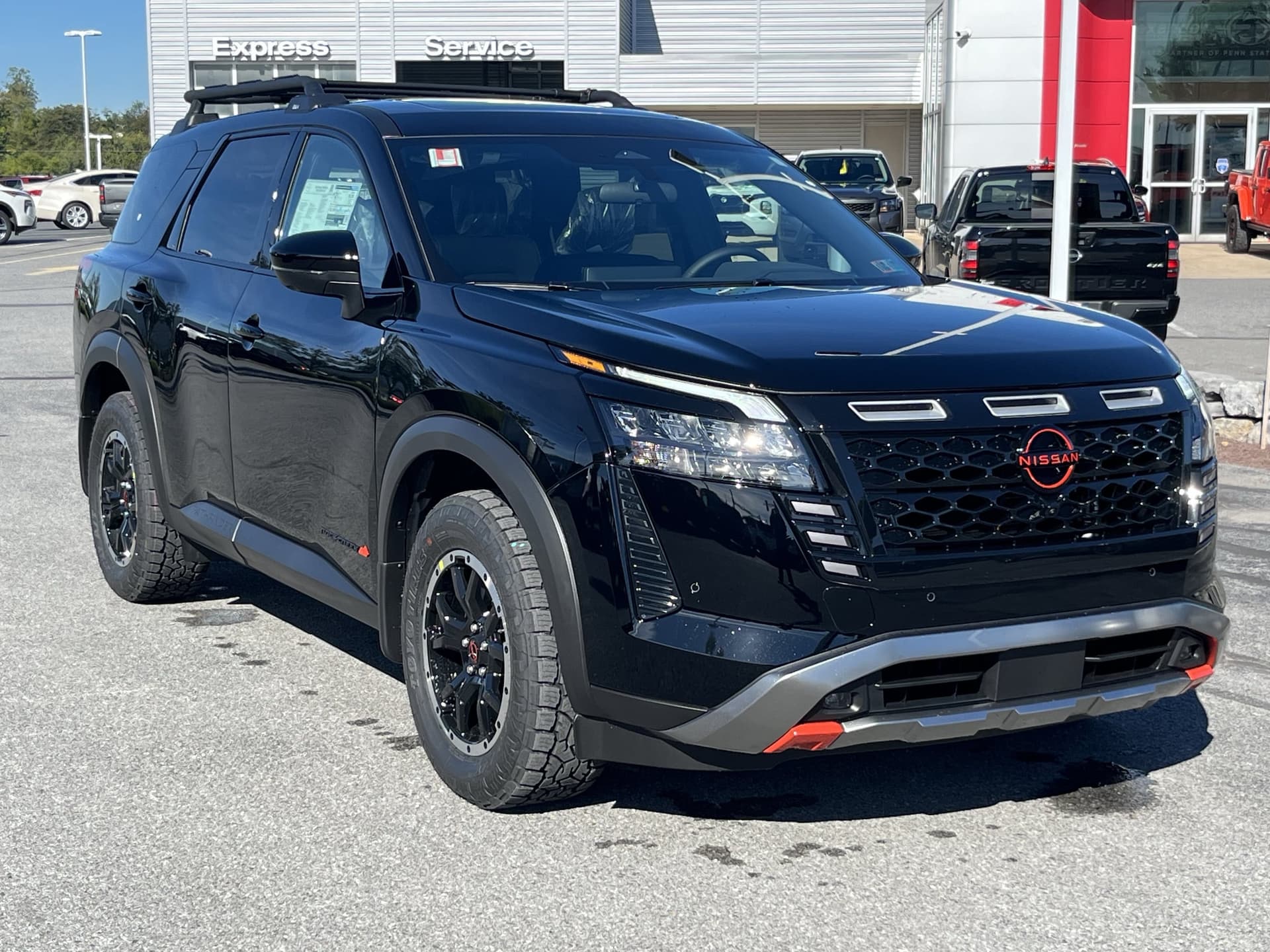 2026 Nissan Pathfinder Rock Creek — photo 1 of 34