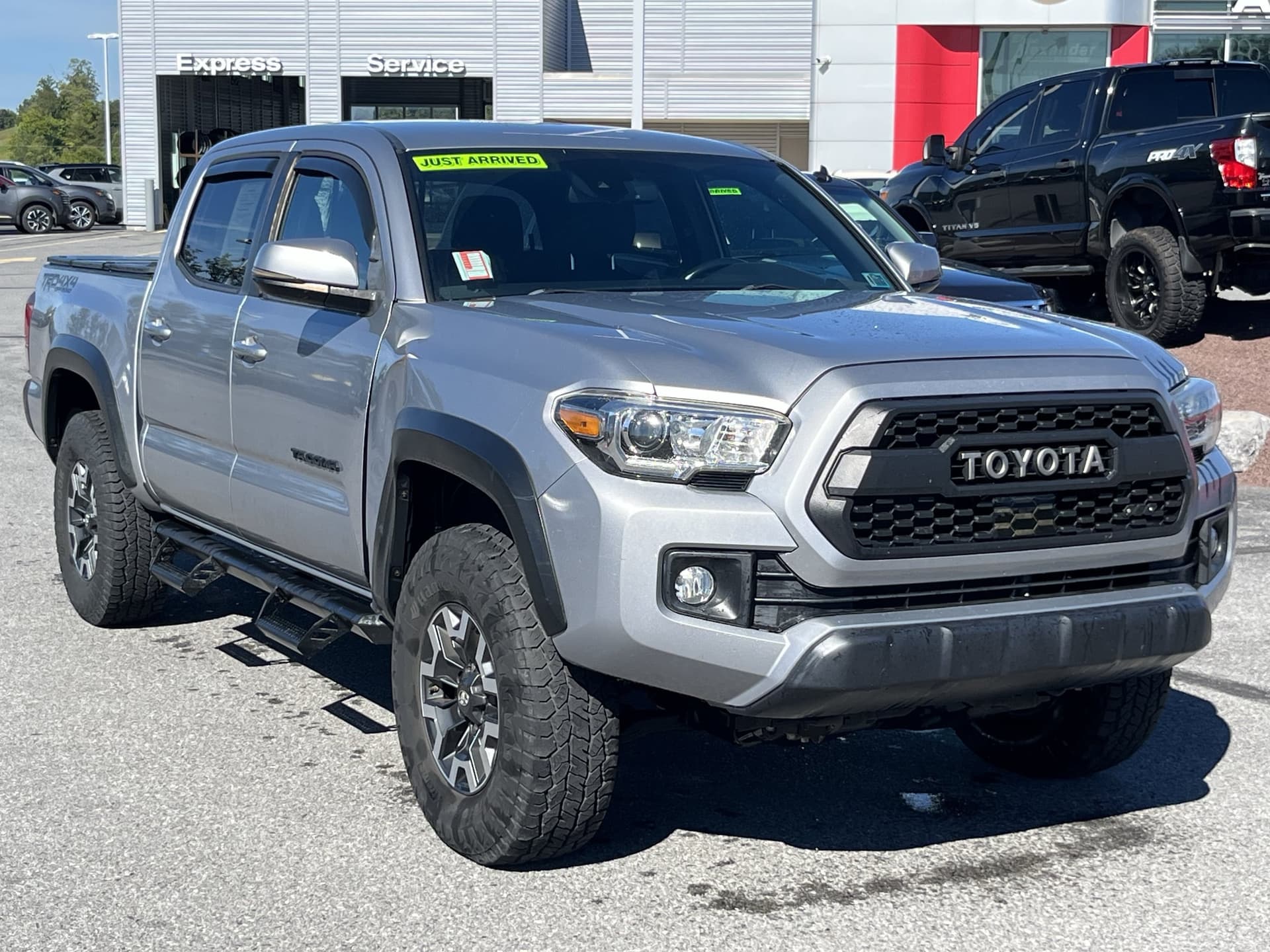 2019 Toyota Tacoma 4WD Base — photo 1 of 28