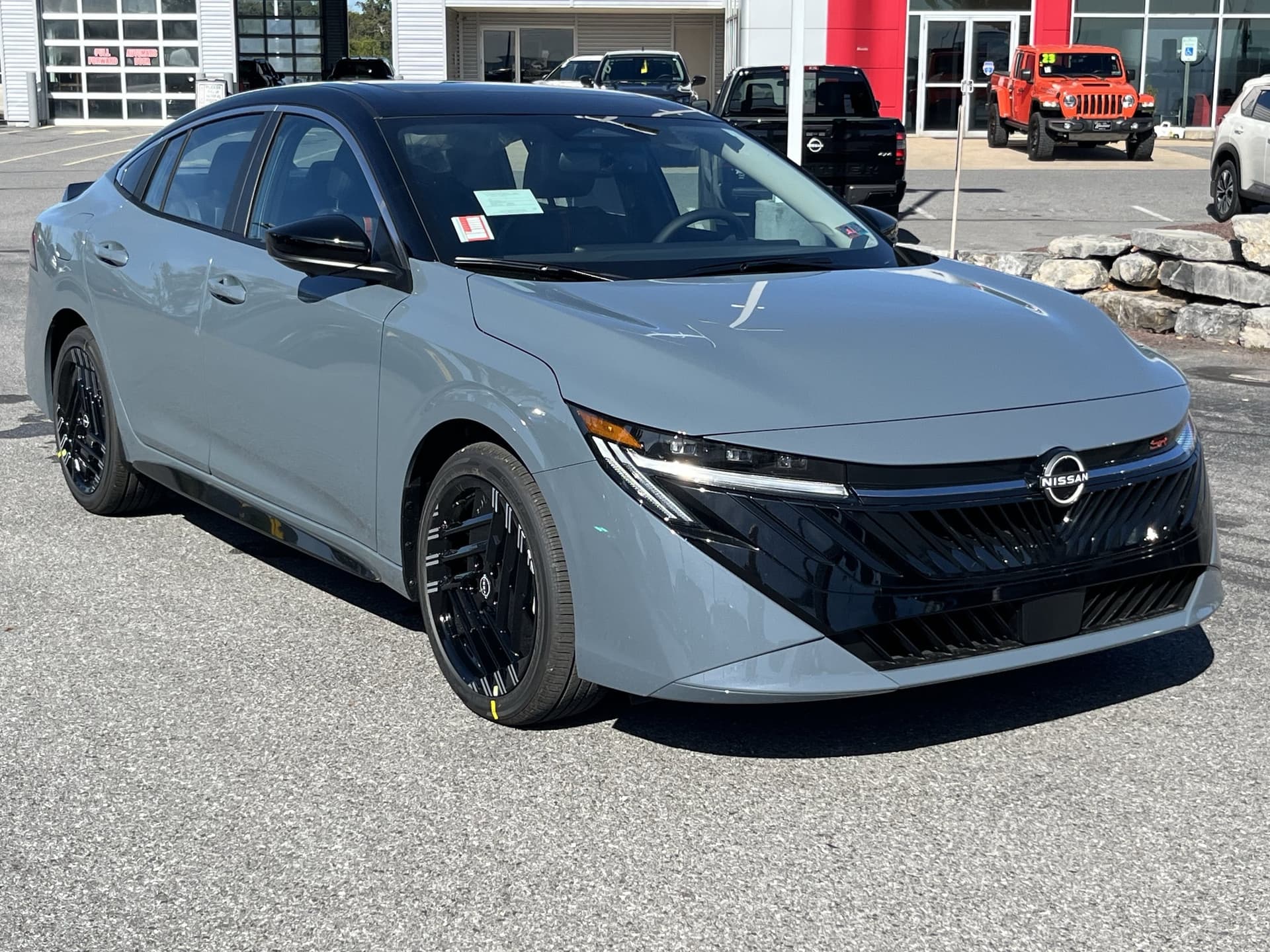 2027 Nissan Sentra SR — photo 1 of 36